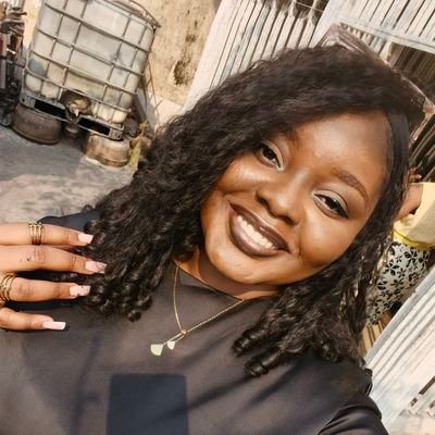 JuliaLisaJuju2's profile picture. 💪 entrepreneur

🎓 licenciée en marketing

✝️ Chrétienne

👩‍🍳 CEO_Pizzabonheur 

🛍️CEO chic shop
🌶️CEO pimbo épicerie