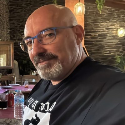 izquierdo_jordi's profile picture. director y locutor de La Cinemoteka de RSK Radio. @LaCinemoteka. actor ocasional, escritor más ocasional todavía y disfrutando de la vida.