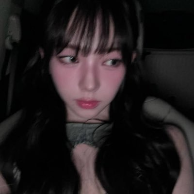 baejeanies's profile picture. backup: @beajeanies