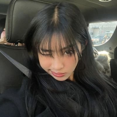 sccplaforteza's profile picture. katseye, sccp, rmcf e taylor swift