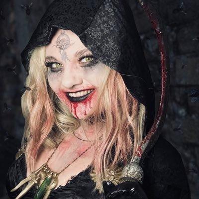 zoeytruran's profile picture. 🇬🇧🇺🇸 | Voice Actress, Streamer, Cosplayer | zoeytruranbusiness@gmail.com