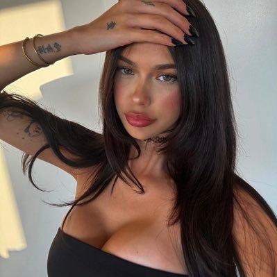 volkovshex's profile picture. happy trails | silascoraline owner | vladsisi