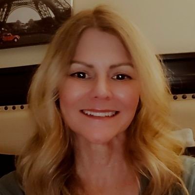 TrishDawnLove's profile picture. Texas Life 🇨🇱🇺🇲
Daughter of Retired Detective 31yrs Service #RIPDad