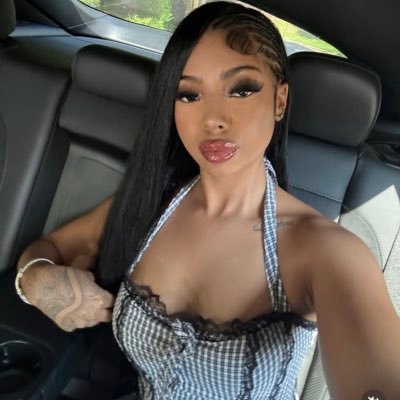 diorlycouture's profile picture. the irreplaceable muse.