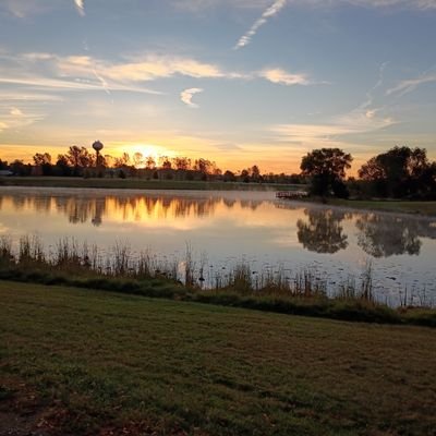 tkashtre3141592's profile picture. The only people that need to be omitted from the equation are people that spread hate, hurt others, and tear people down. United We Stand, let the unworthy fall