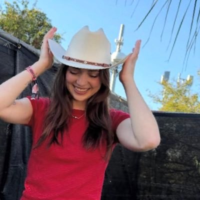 marianoagnews's profile picture. so far gone.