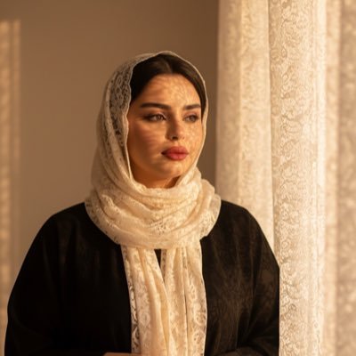 _BeeSSoo_'s profile picture. وَمَن تَابَ وَعَمِلَ صَٰلِحٗا فَإِنَّهُۥ يَتُوبُ إِلَى ٱللَّهِ مَتَابٗا