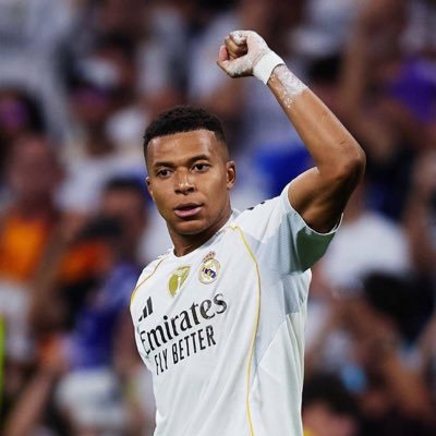 Sn1y75's profile picture. Mbappé best player / @realmadrid ⚪️⚪️