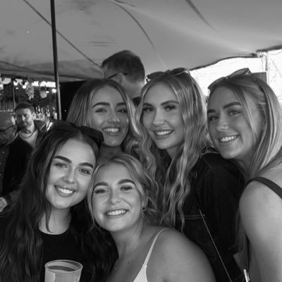 ReanneWhiteford's profile picture. Bristol x