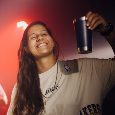 alicidmusic's profile picture. Instagram: https://t.co/Hrd5lXi9em