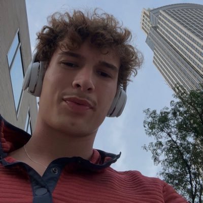 shawnsmyfather's profile picture. 22 | MN | @unlincoln | imashtonjohnson on socials!🕺💆‍♂️ I’m straight