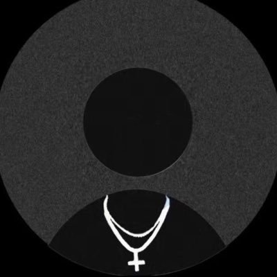 lowkeyc55's profile picture. 