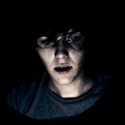 duefkm's profile picture. ☠︎ ✄ 𝄡 𖤗 𖤝♍︎