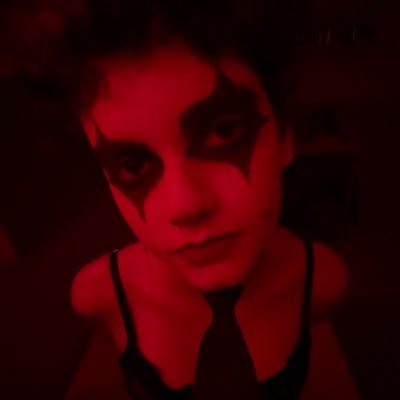 gigii_kk's profile picture. creature of the night!                       nb ela/ele/elu