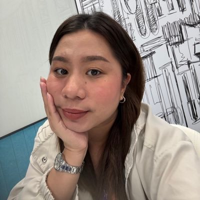 piaangaea's profile picture. ambitious | study work sleep repeat