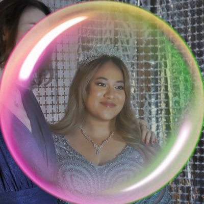 Hynneice's profile picture. Pur produit parisien d’origine indienne • TicketMaster War winner • Je partage mes bons plans à Paris et sorties culturelles • Chroniqueuse @iamdesimag