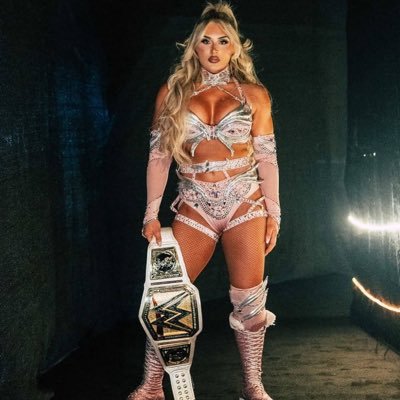 NYMPHOVILLE's profile picture. (PARODY ACCOUNT) Not the real @tiffstrattonwwe |