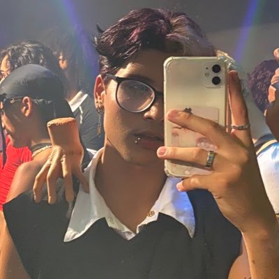 AG_DUST's profile picture. virtual desire • @justlike_ag