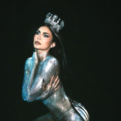SumayyaNoor3's profile picture. Army fan girl | fan account Birthday day  10th of October 1996 🎂 from london UK 🇬🇧/  🇮🇳 BELLA7| JIMTOBER 🎂✨️💜 free 🇵🇸
 ✨️🎀💜| AGE:29