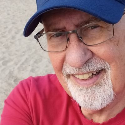 _rporter's profile picture. From Etobicoke, living in London, Ont.  Day 1 student at Humber College. 40-year journalism career.