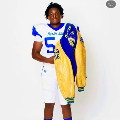Official__zac23's profile picture. Class of 28. Instagram/ Official.__zac Defensive end and left tackle.                        3.5 gpa.