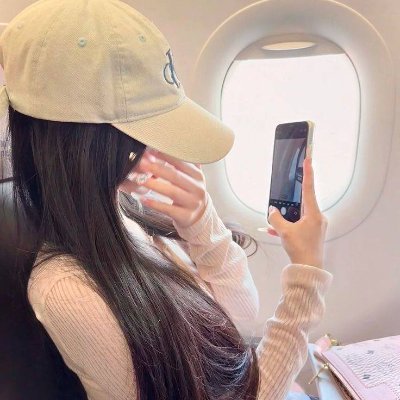 __les8_eth's profile picture. 