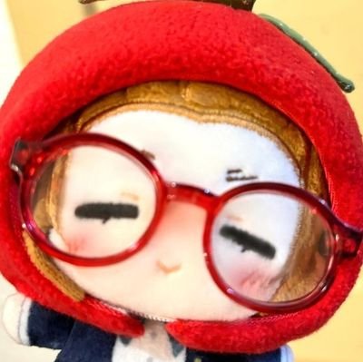 arthiiia's profile picture. stan frosenn, ineryss, alluringli, jonaxx, and chastiece 🍥