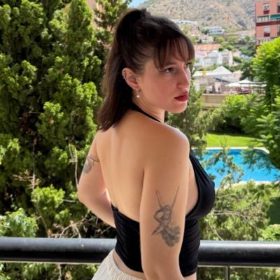 IJandula's profile picture. “Love is so short, forgetting is so long.”