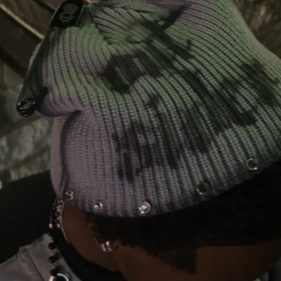 heemswrld's profile picture. 