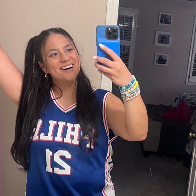 jaxhatessports's profile picture. it’s my hobby janice, why you gotta belittle it?