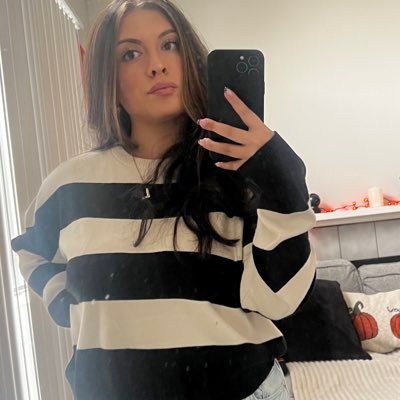 leticiadatencio's profile picture. 