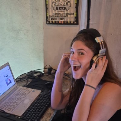 marinagriner's profile picture. que casa é essa engraçada?