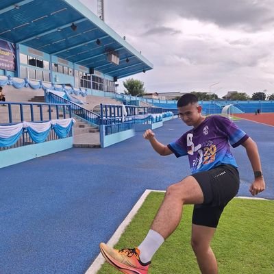 suthisakp08's profile picture. 