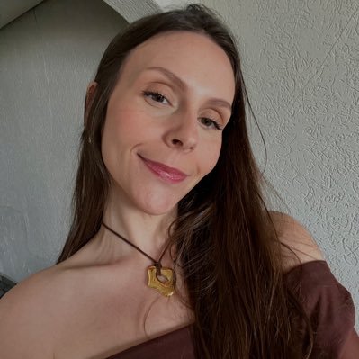 _tmm's profile picture. i’m pretty cool but i cry a lot ✨