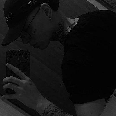 jsantoz_'s profile picture. 