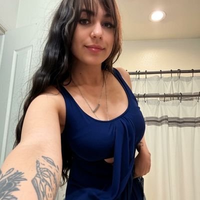 NandaLevon's profile picture. THE HAPPINESS OF YOUR LIFE DEPENDS UPON THE QUALITY OF YOUR THOUGHTS 💭