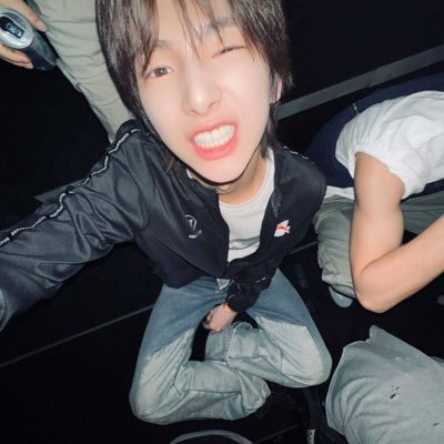 kiavv1k's profile picture. 