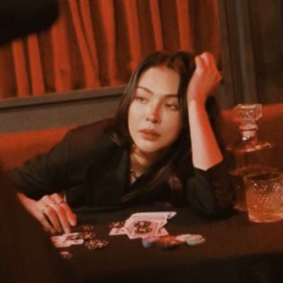 MayYours86's profile picture. 