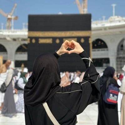 _11hnm's profile picture. اللهم صّلِ وسَلّمْ وباركَ عَلى نَبِيْنَا وحبِيبناَ مُحَمد 
وَعَلىٰ آلِهِ وَصَحْبِهِ وَسَلِّمْ تَسْلِيماً كَثِيراً 
ﷺِمحـــــــــﷺـــــــمدﷺ