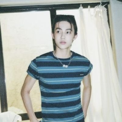 frgchn's profile picture. cb