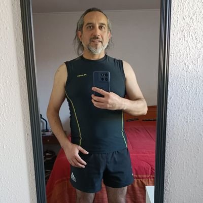 crekena75's profile picture. Obrero del camino.