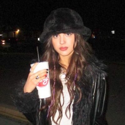 thefateoftho's profile picture. the life of a showgirl.