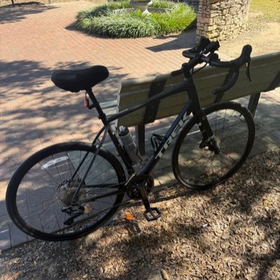 atlslimm's profile picture. just trying to live #PS5 #gamer4Life #sneakerlover #nike #jordanbrand #atlantabraves #baseball 💪🏾💪🏾💪🏾#RepTheA #cyclist 🚴‍♀️