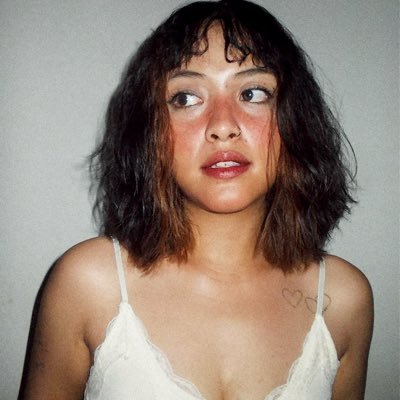 demure_____'s profile picture. 