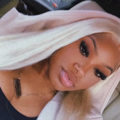 @itzjaylaawayla