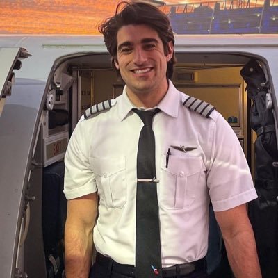andrew_dac9398's profile picture. USA 🇺🇸 pilot