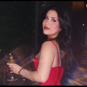 caribradshaww's profile picture. based on a true story 🍸