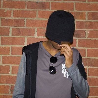 SSSunED_'s profile picture. This place is TWITTER, not X.
(GET ME TO 200 FOLLOWERS PLZ 🙏🏾)