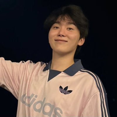 2seokooky's profile picture. central jung hoseok & boo seungkwan, no que posso auxiliar?