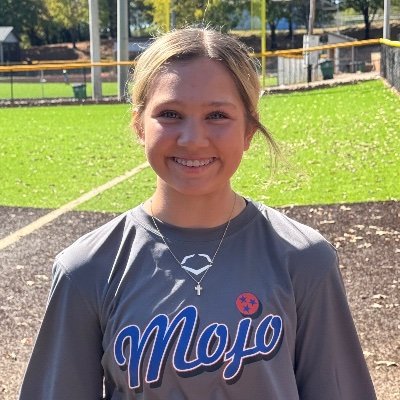 swaffordcaitlyn's profile picture. TN Mojo Van Auken 29/30 #20 | MIF, ULT | Knoxville Catholic High School 29’ | 4.35 GPA | A01 ✝️ | swaffordcaitlyn@gmail.com
